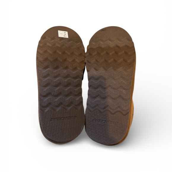 Skechers Men Tan Faux Fur Lined Slippers- Size 9 NWT - Picture 4 of 5